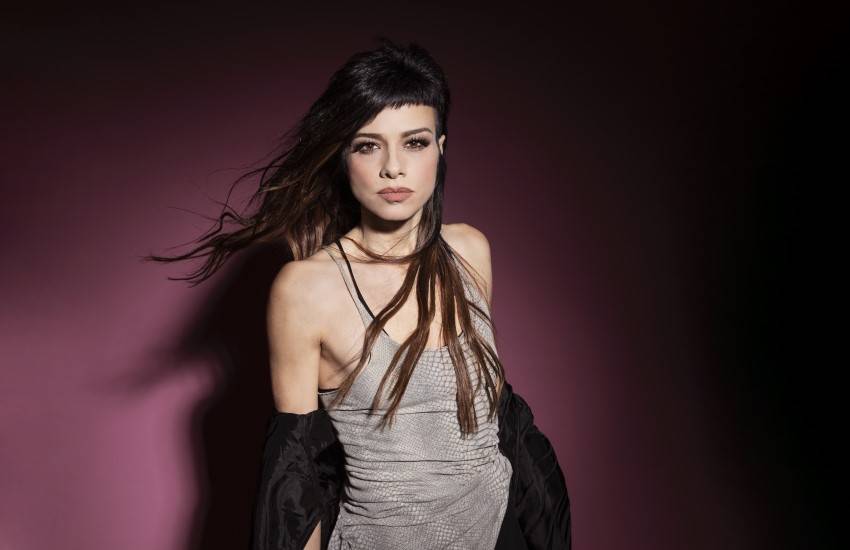 Venerdì 25 novembre 2022 - DOLCENERA - Live piano & voce Venerdì 25 novembre 2022 - DOLCENERA - Live piano & voce